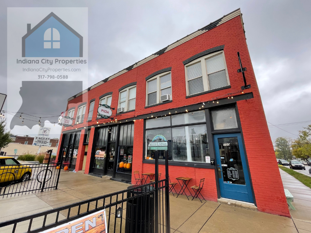 702 1/2 Main Street- 3